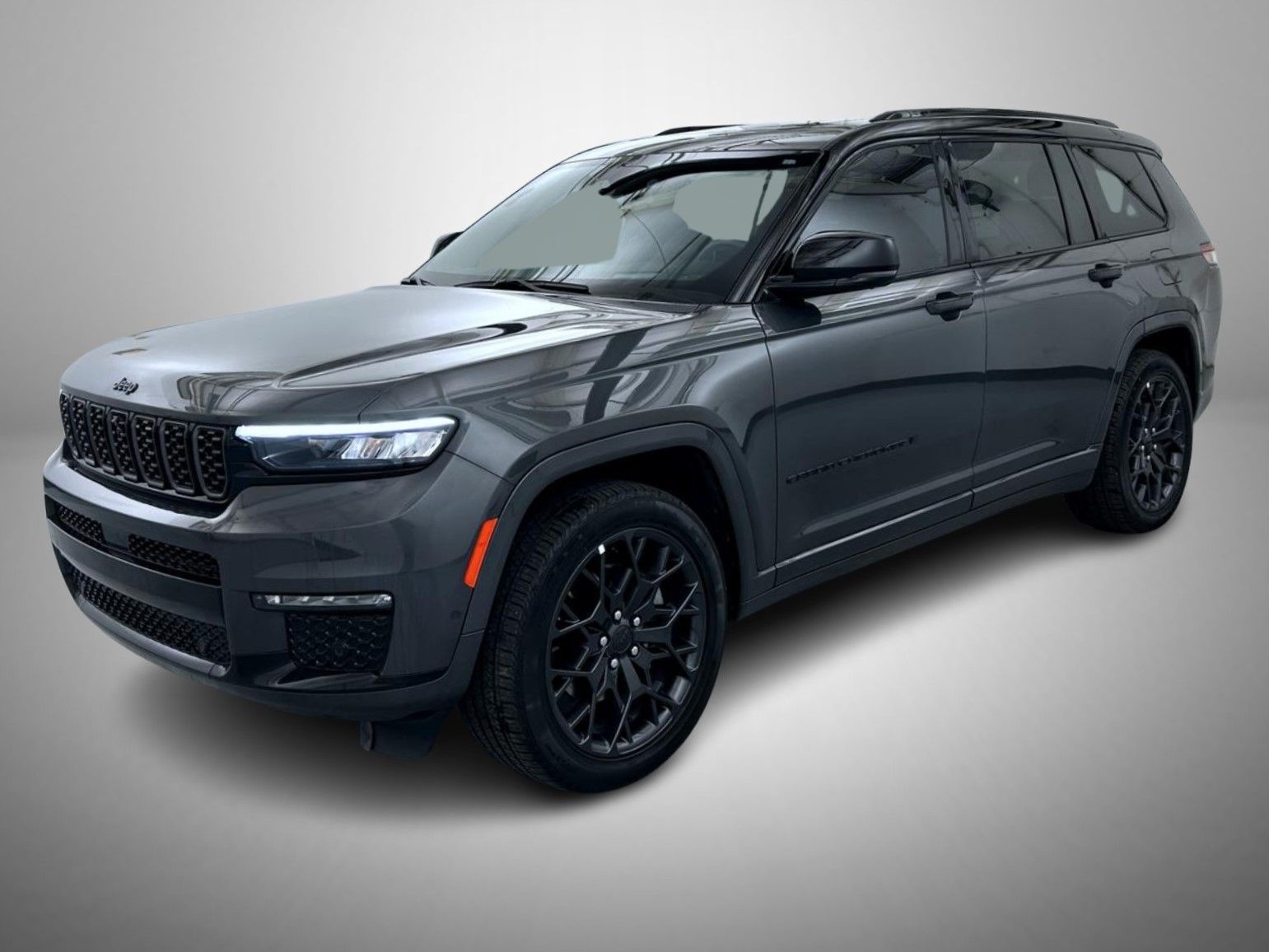 2024 Jeep Grand Cherokee L Summit Reserve's photo