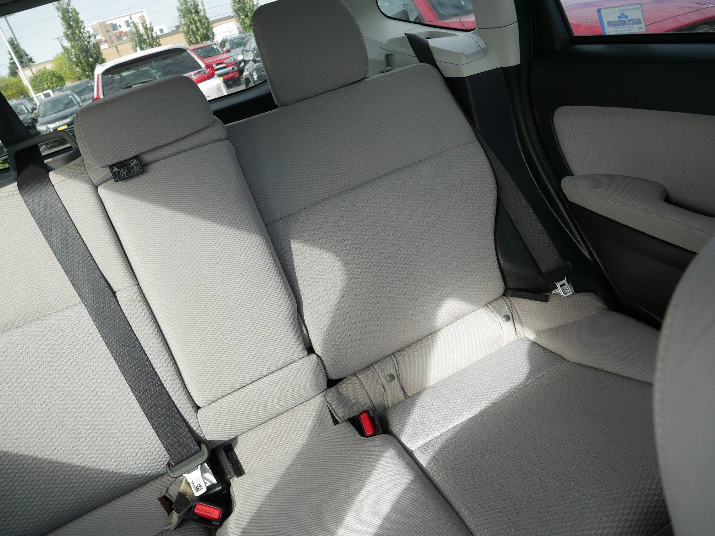 2015 Subaru Forester 2.5i Premium photo 12