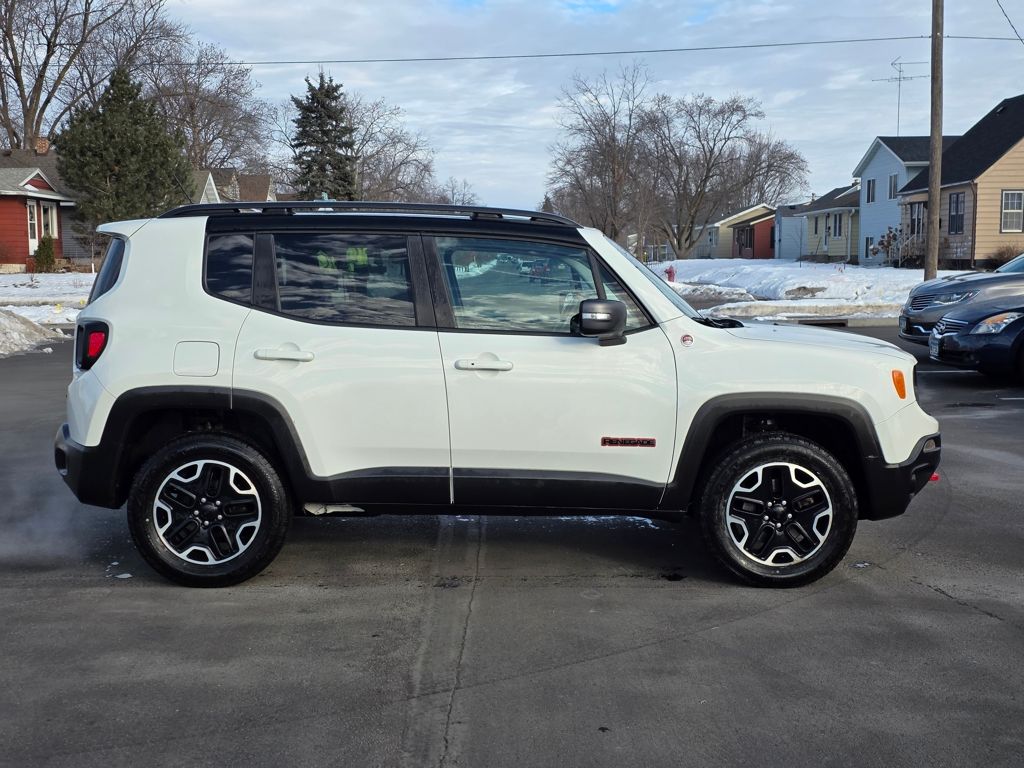2017 Jeep Renegade Trailhawk