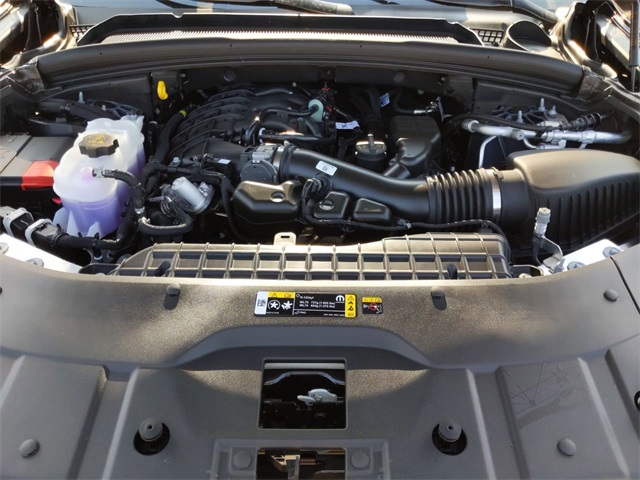2025 Jeep Grand Cherokee Laredo Altitude photo 32