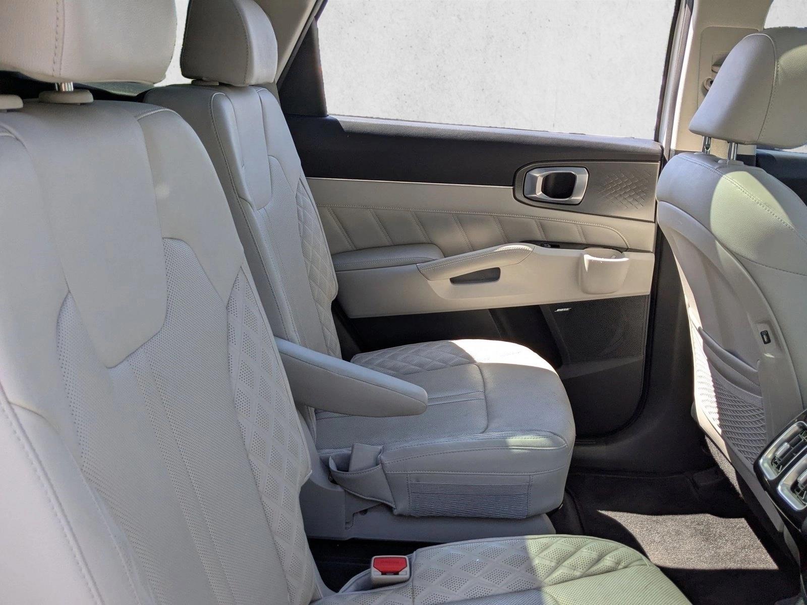 2021 Kia Sorento SX Prestige photo 17