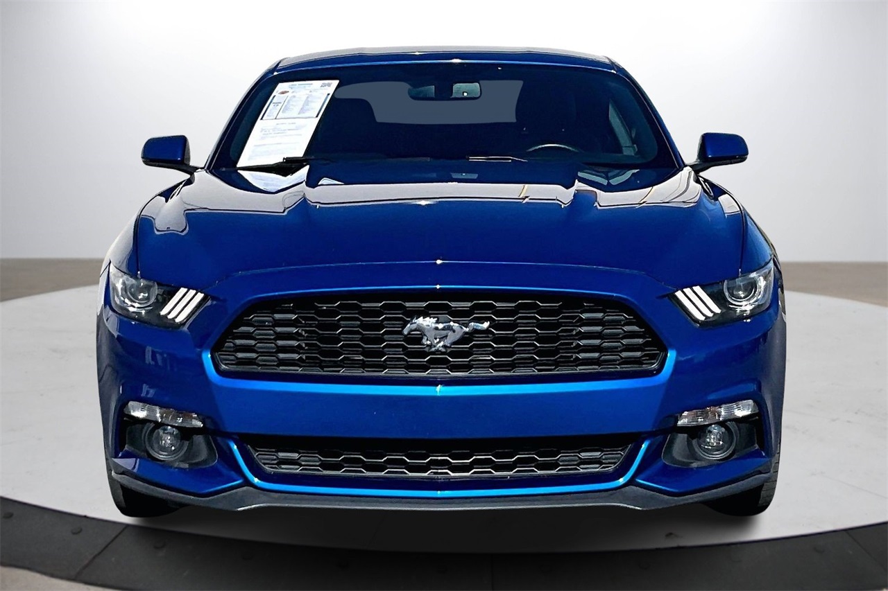 2017 Ford Mustang EcoBoost Premium photo 3