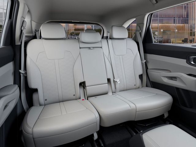 2025 Kia Sorento S photo 15
