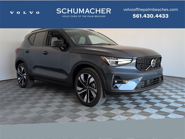 2026 Volvo XC40
