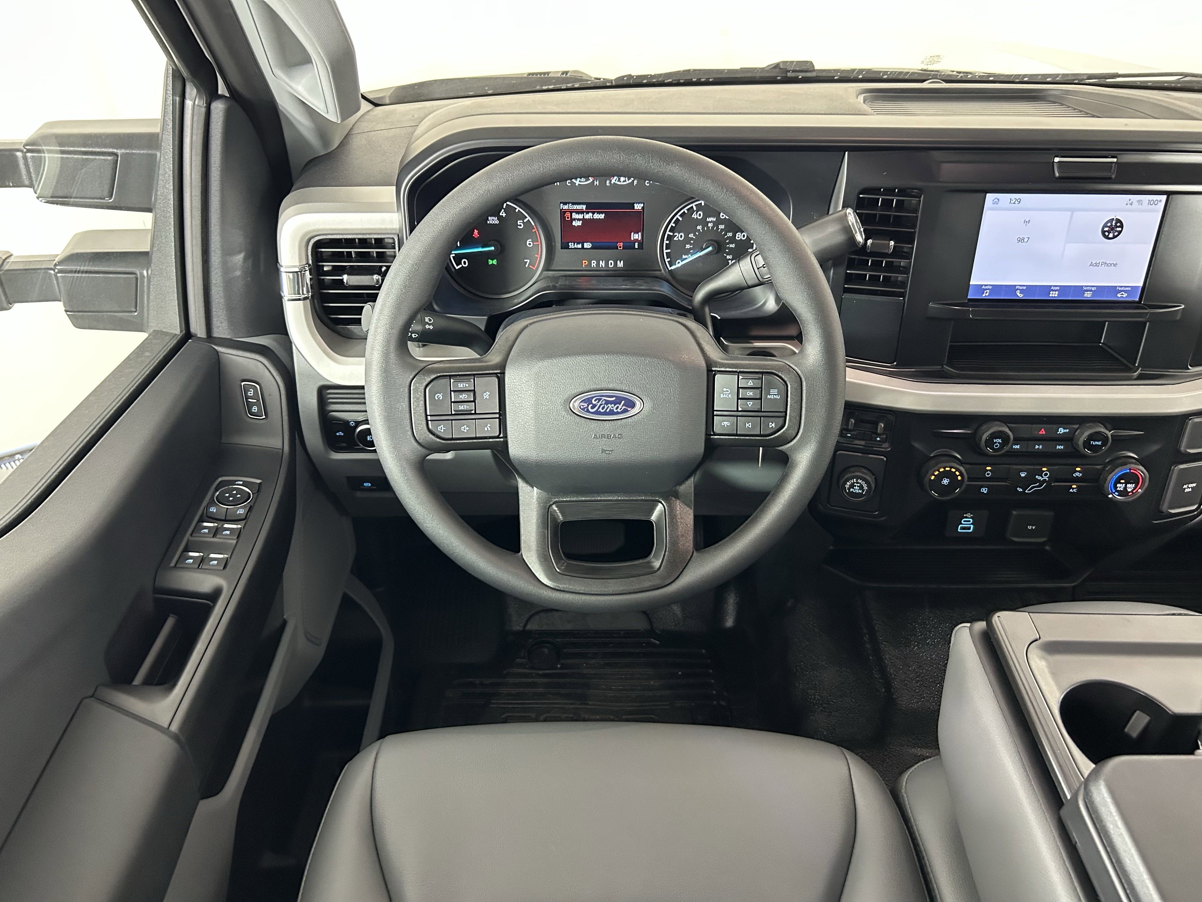 2025 Ford F-350 photo 2