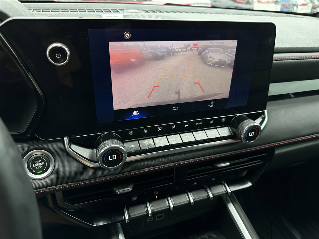 2023 Chevrolet Colorado Z71 photo 21