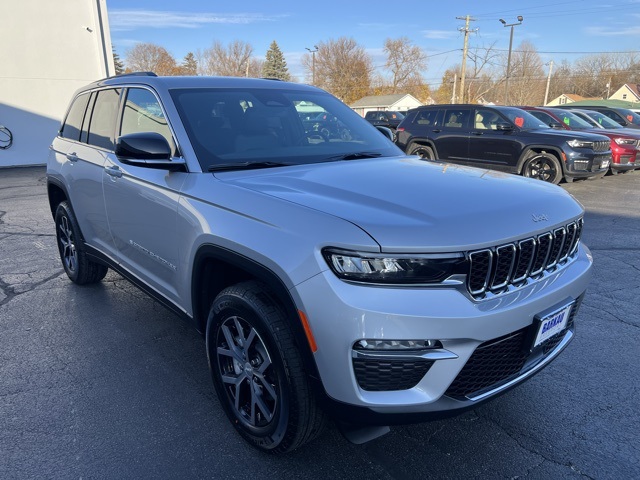 2025 Jeep Grand Cherokee Limited's photo