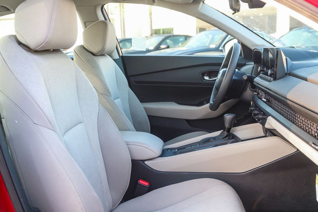 2024 Honda Accord EX photo 17