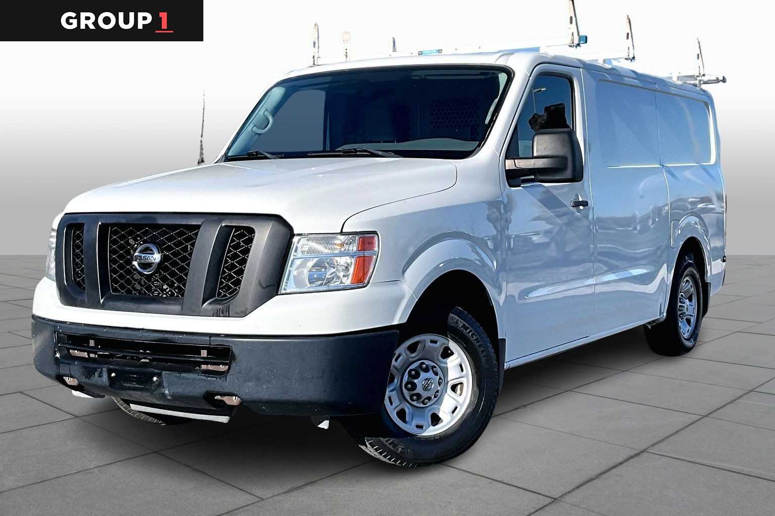 2016 Nissan NV Cargo SV's photo