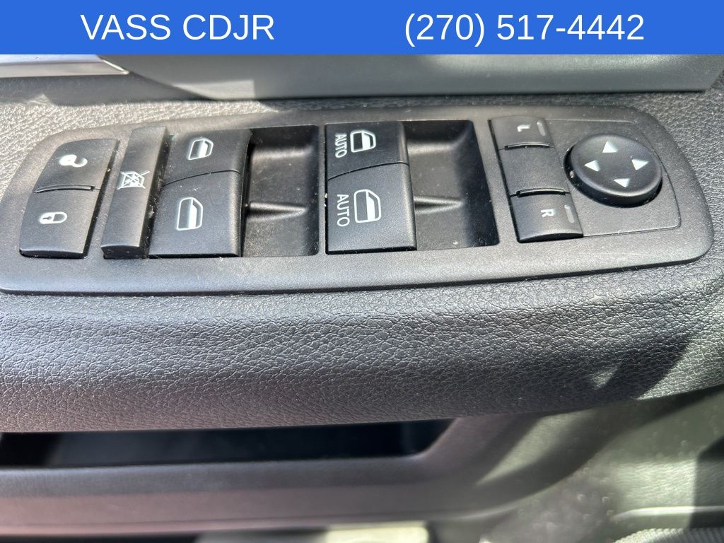 2023 Ram 1500 Classic SLT photo 13