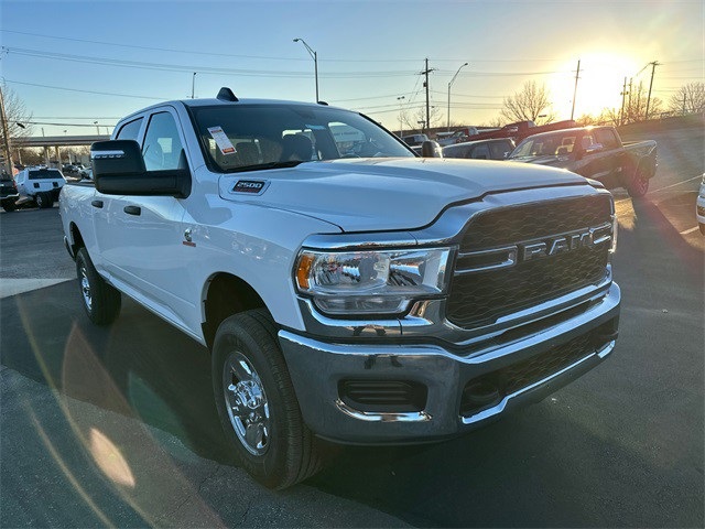 2024 Ram 2500 Tradesman photo 3