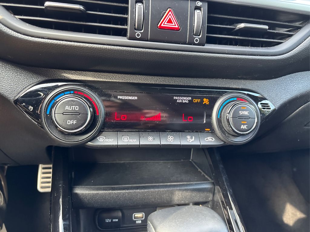 2024 Kia Forte GT-Line photo 28
