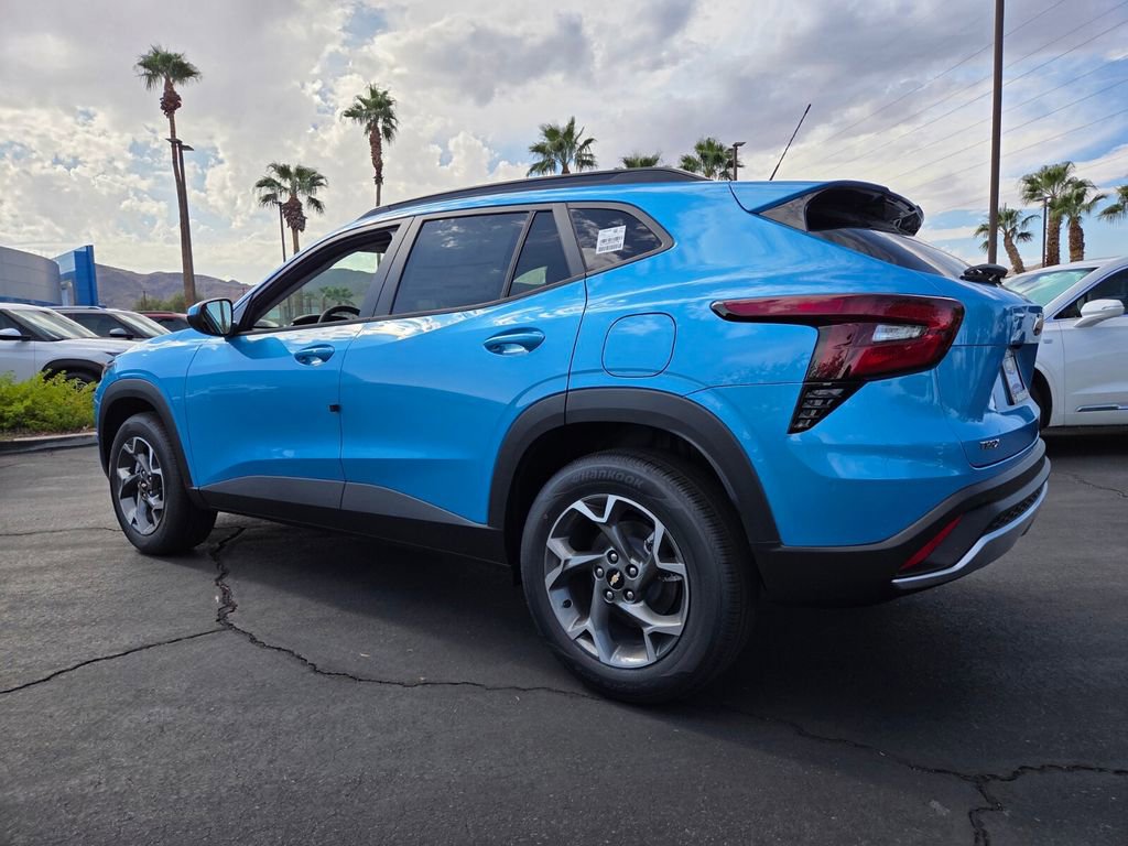 2026 Chevrolet Trax LT photo 3