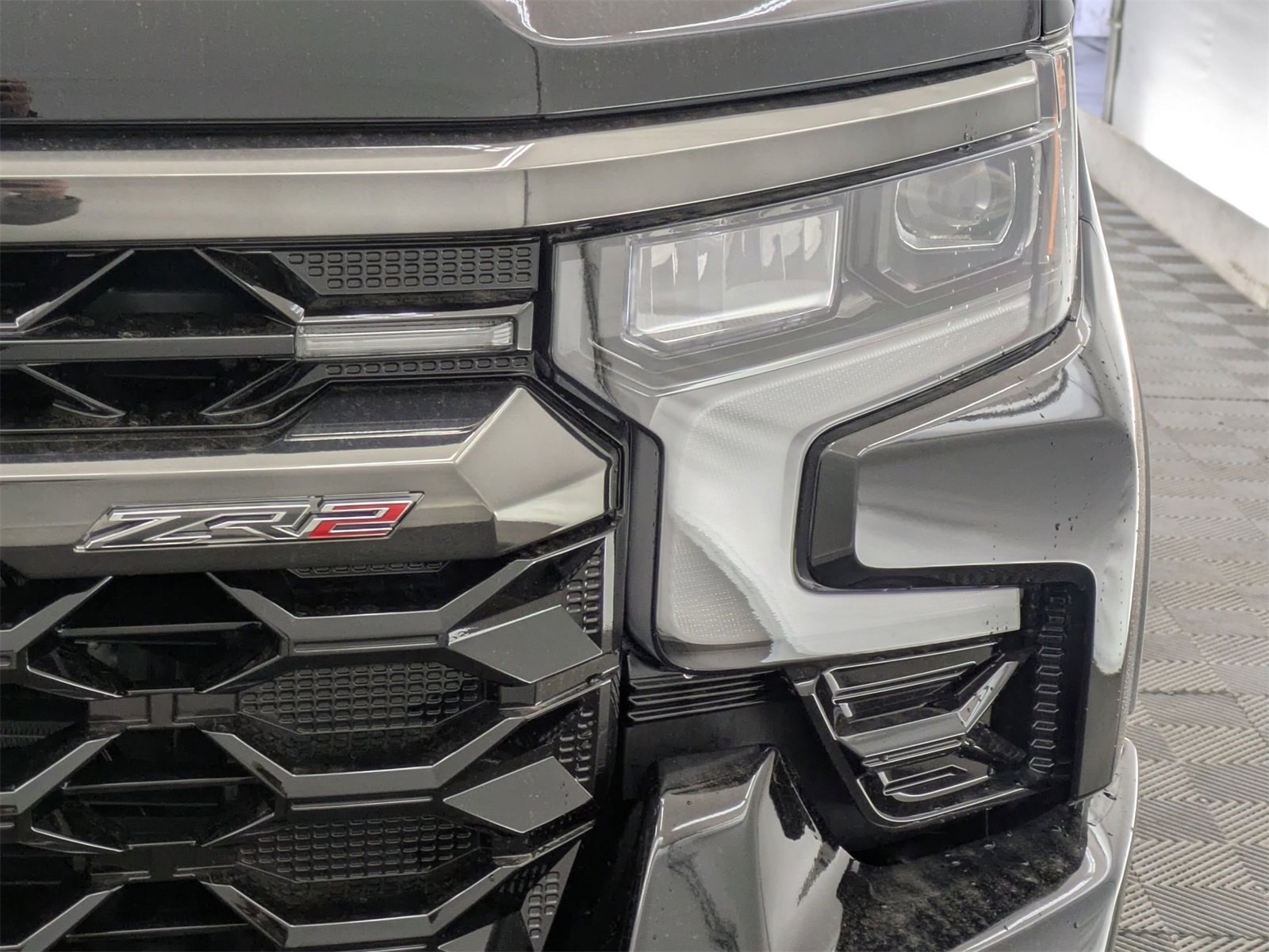 2025 Chevrolet Silverado 1500 ZR2 photo 10