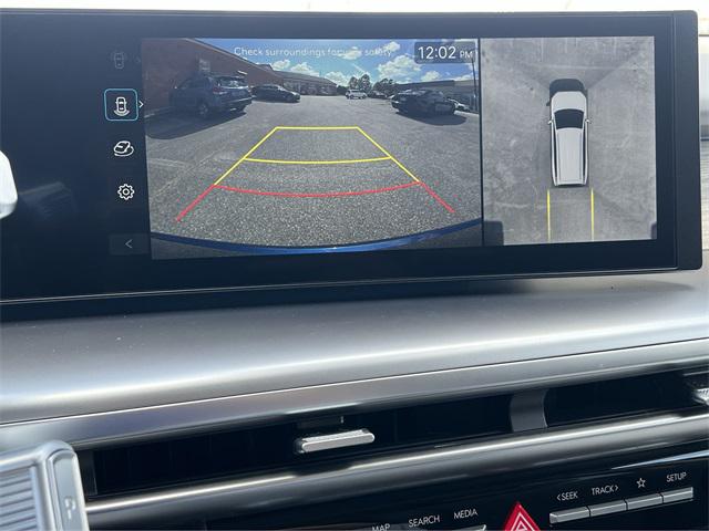 2026 Hyundai Ioniq SEL photo 3