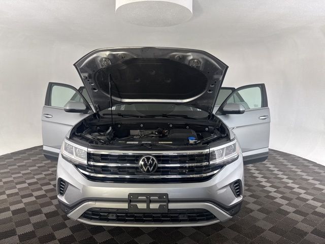 2023 Volkswagen Atlas Cross Sport V6 SE Technology photo 9