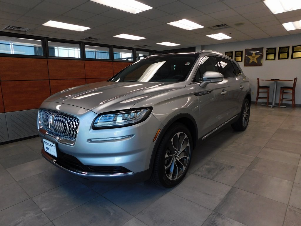 2021 Lincoln Nautilus Reserve