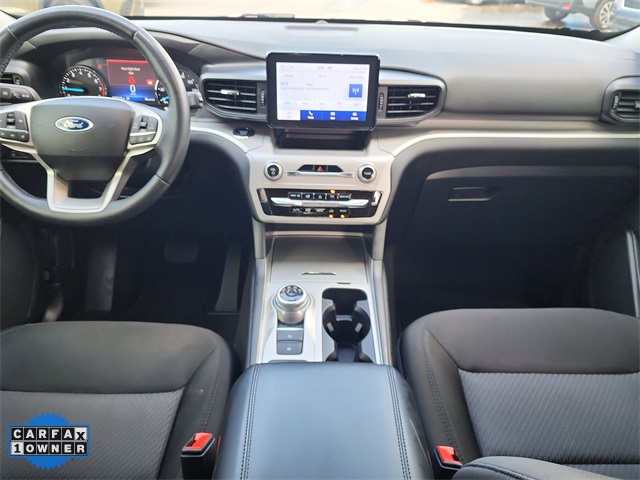 2023 Ford Explorer XLT photo 3