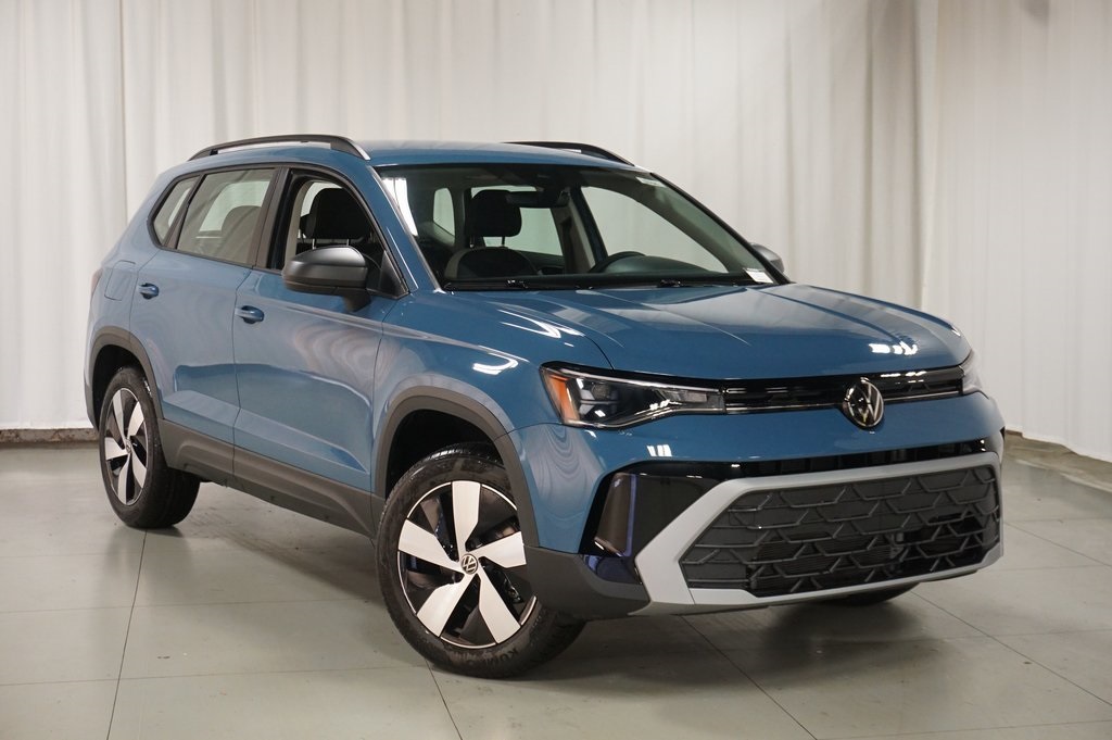 2025 Volkswagen Taos S photo 2