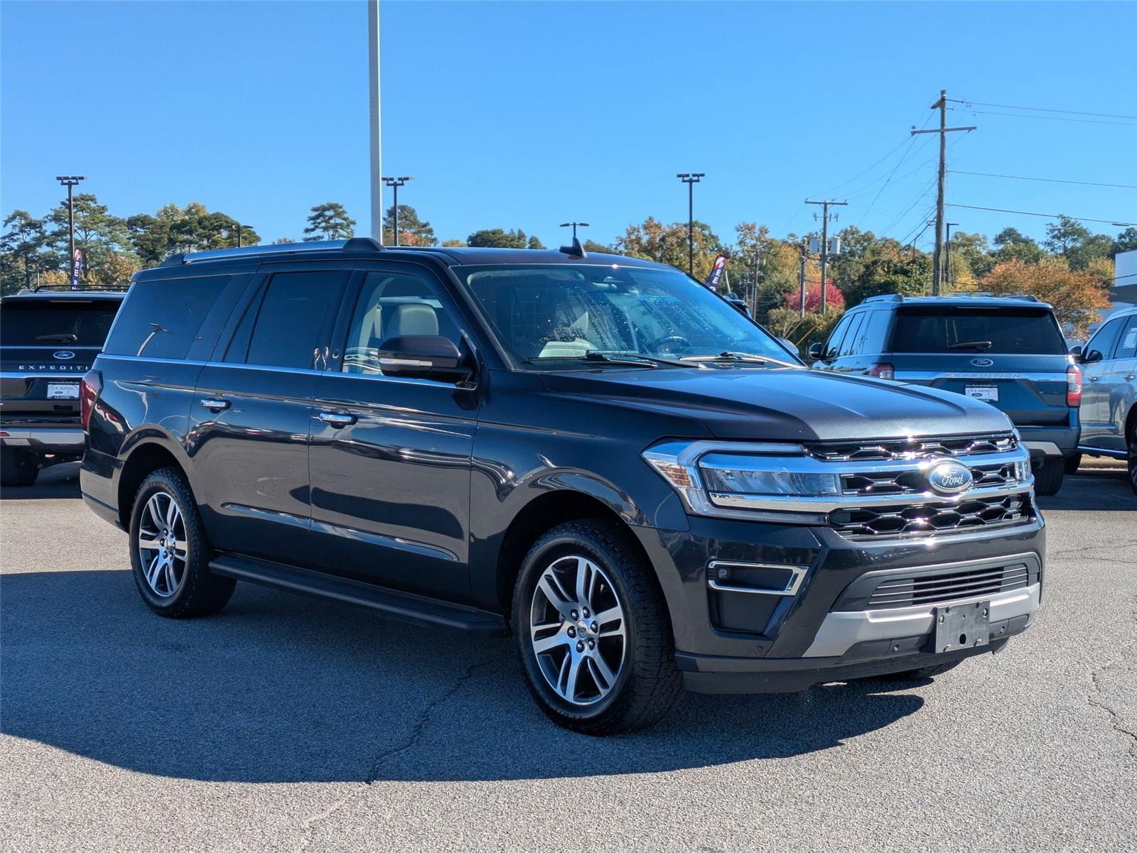 2024 Ford Expedition MAX Limited photo 2