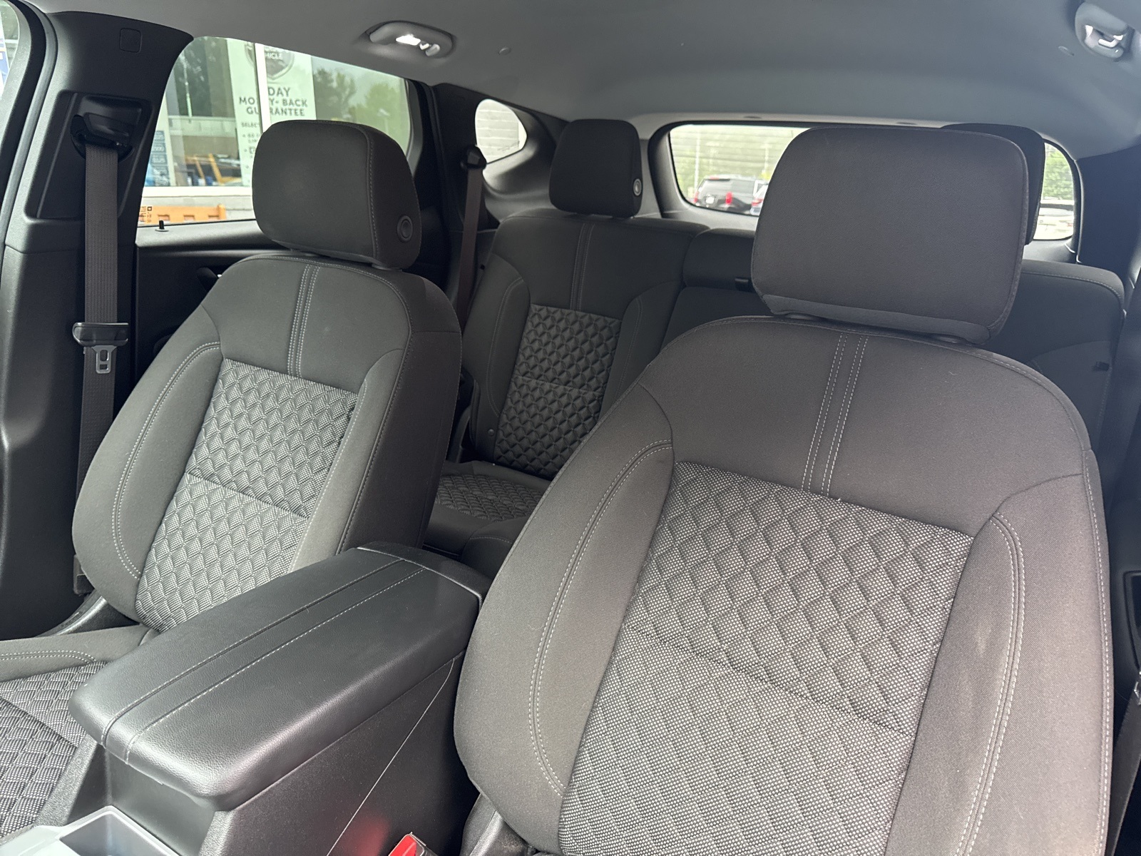 2019 Chevrolet Blazer Base 2LT photo 3