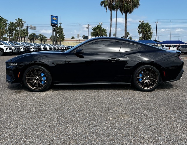 2024 Ford Mustang GT Premium photo 4