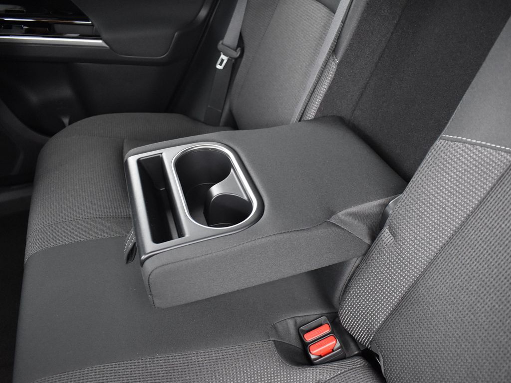 2025 Subaru Solterra Premium photo 20