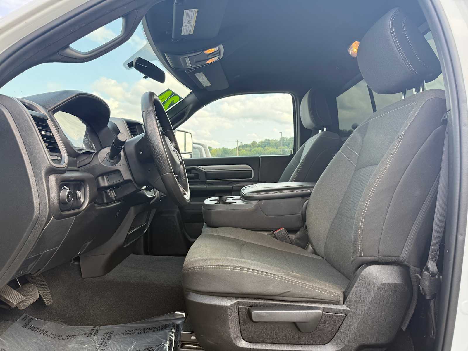 2024 Ram 2500 Tradesman photo 18