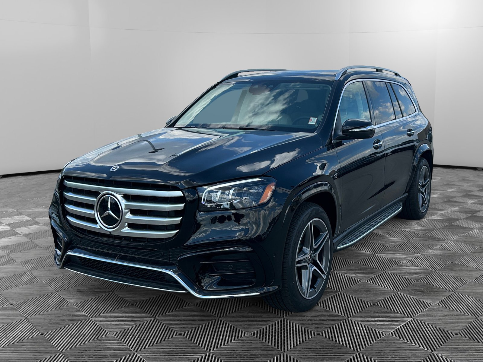 2025 Mercedes Benz GLS 450 4MATIC photo 7