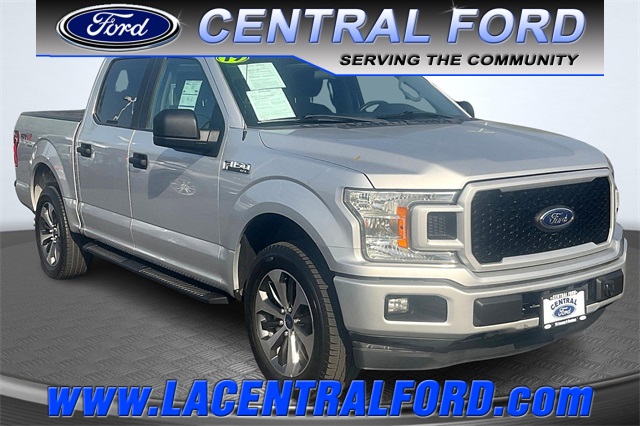 2019 Ford F-150 XL's photo