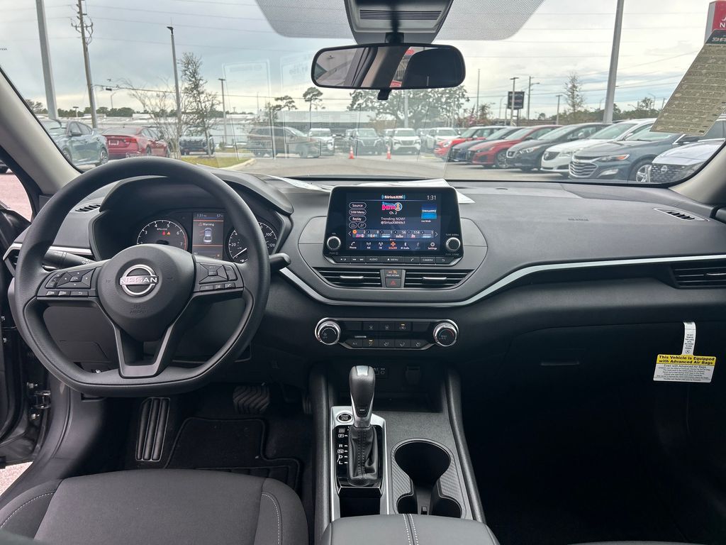 2025 Nissan Altima 2.5 S photo 22