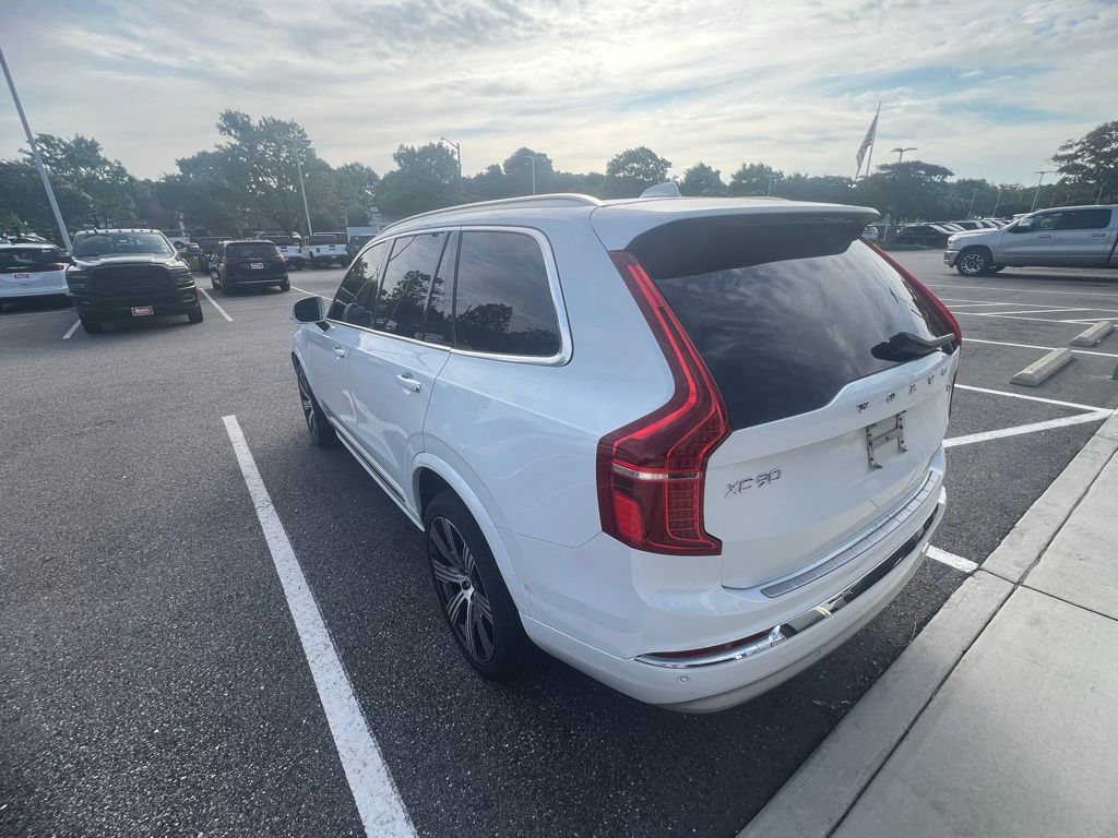 2022 Volvo XC90 T6 Inscription photo 4