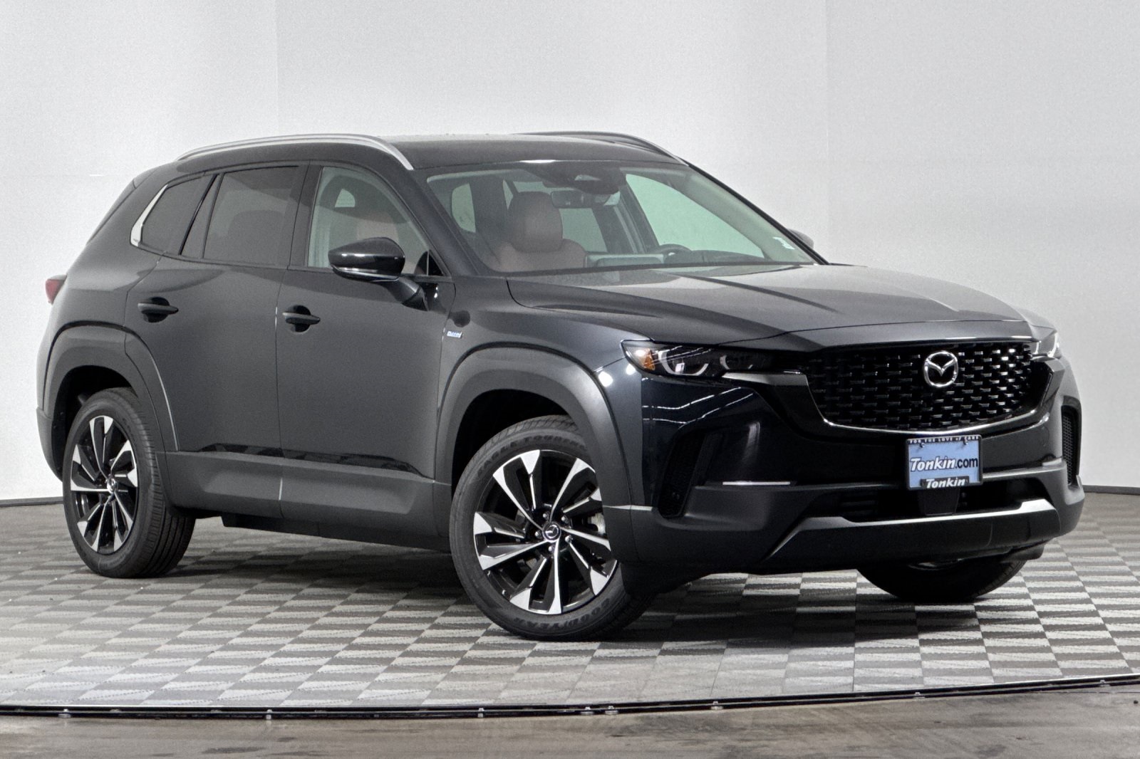 2025 Mazda CX-50 Premium Plus photo 2