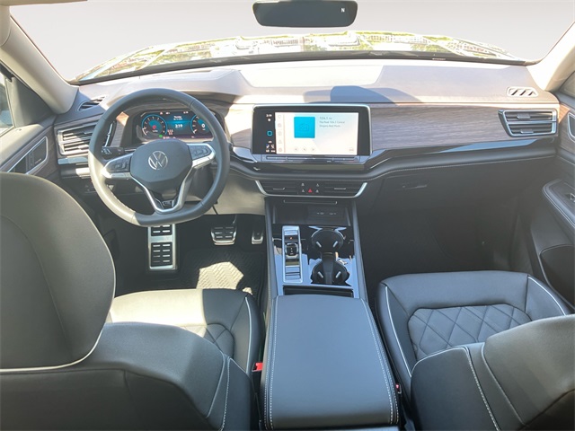 2025 Volkswagen Atlas SEL Premium R-Line photo 6