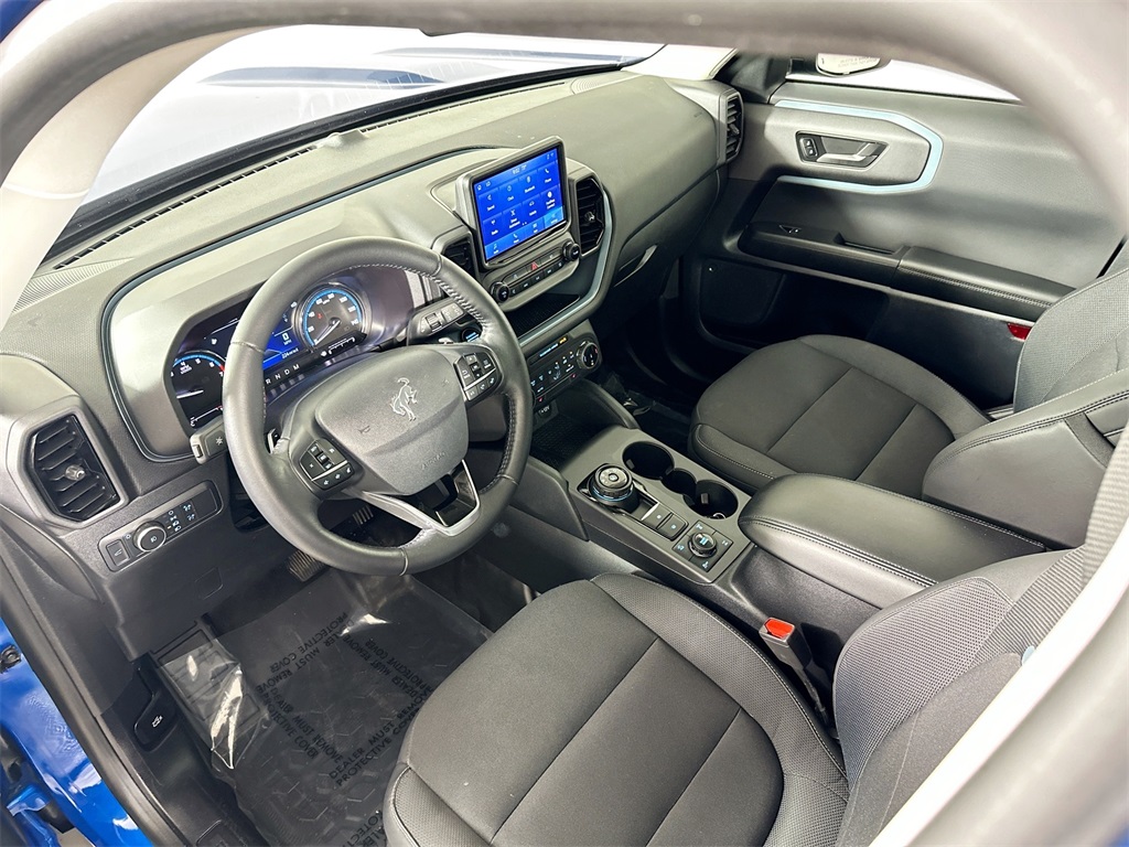 Used 2022 Velocity Blue Metallic Ford Badlands image 11