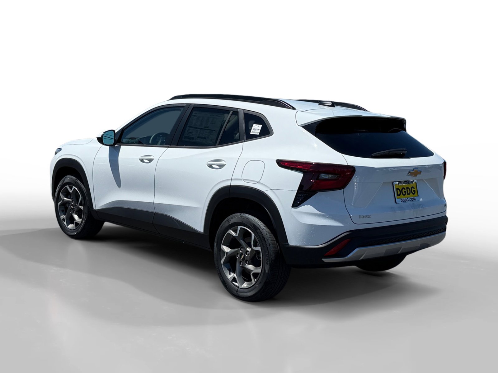 2025 Chevrolet Trax LT photo 3