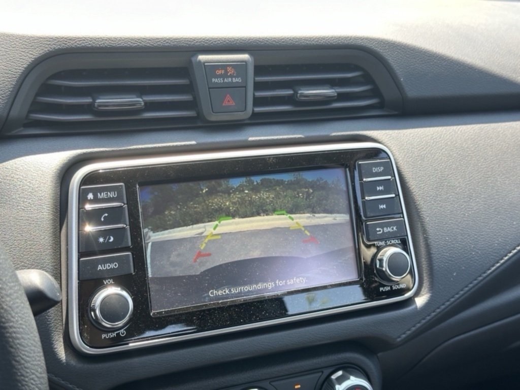 2025 Nissan Versa S photo 11