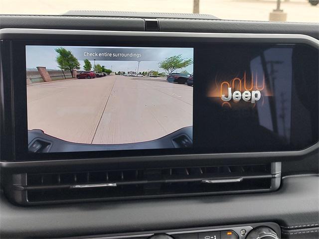 2025 Jeep Gladiator Texas Trail photo 11