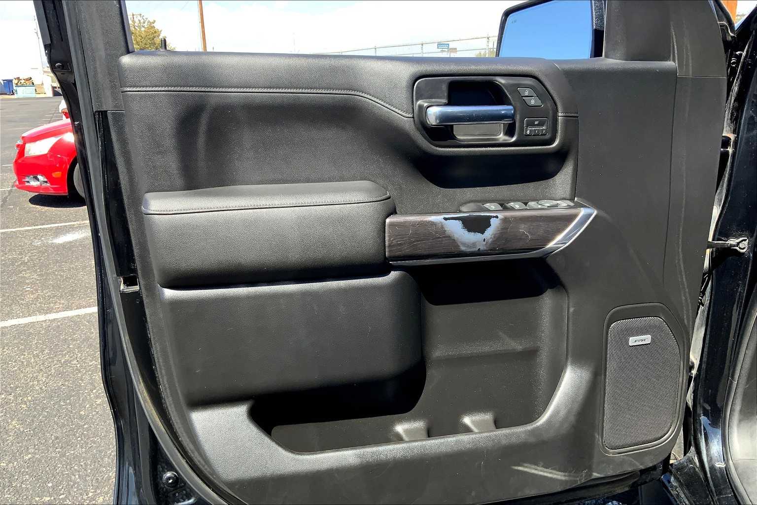 2019 Chevrolet Silverado 1500 LTZ photo 18