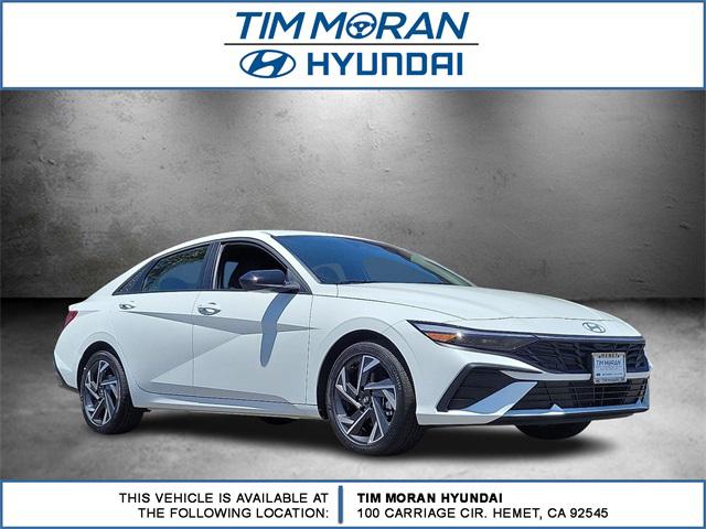 2025 Hyundai Elantra SEL Sport photo 2