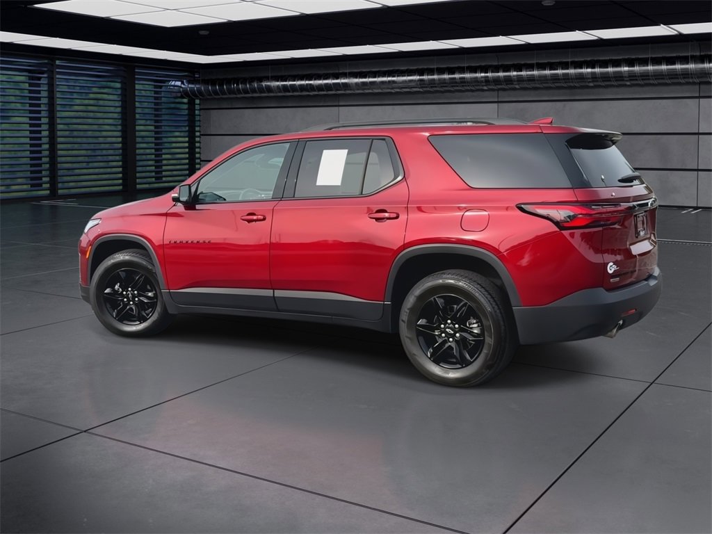 2024 Chevrolet Traverse Cloth photo 2