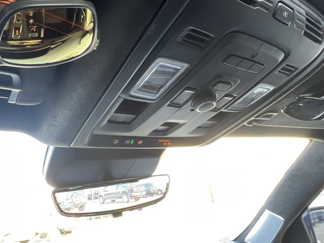 2024 Cadillac Escalade V-Series photo 32