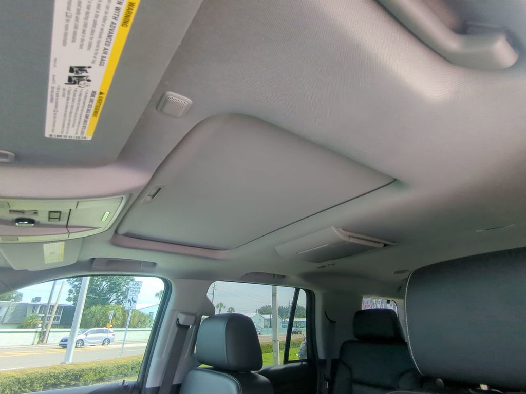 2016 Chevrolet Tahoe LTZ photo 20