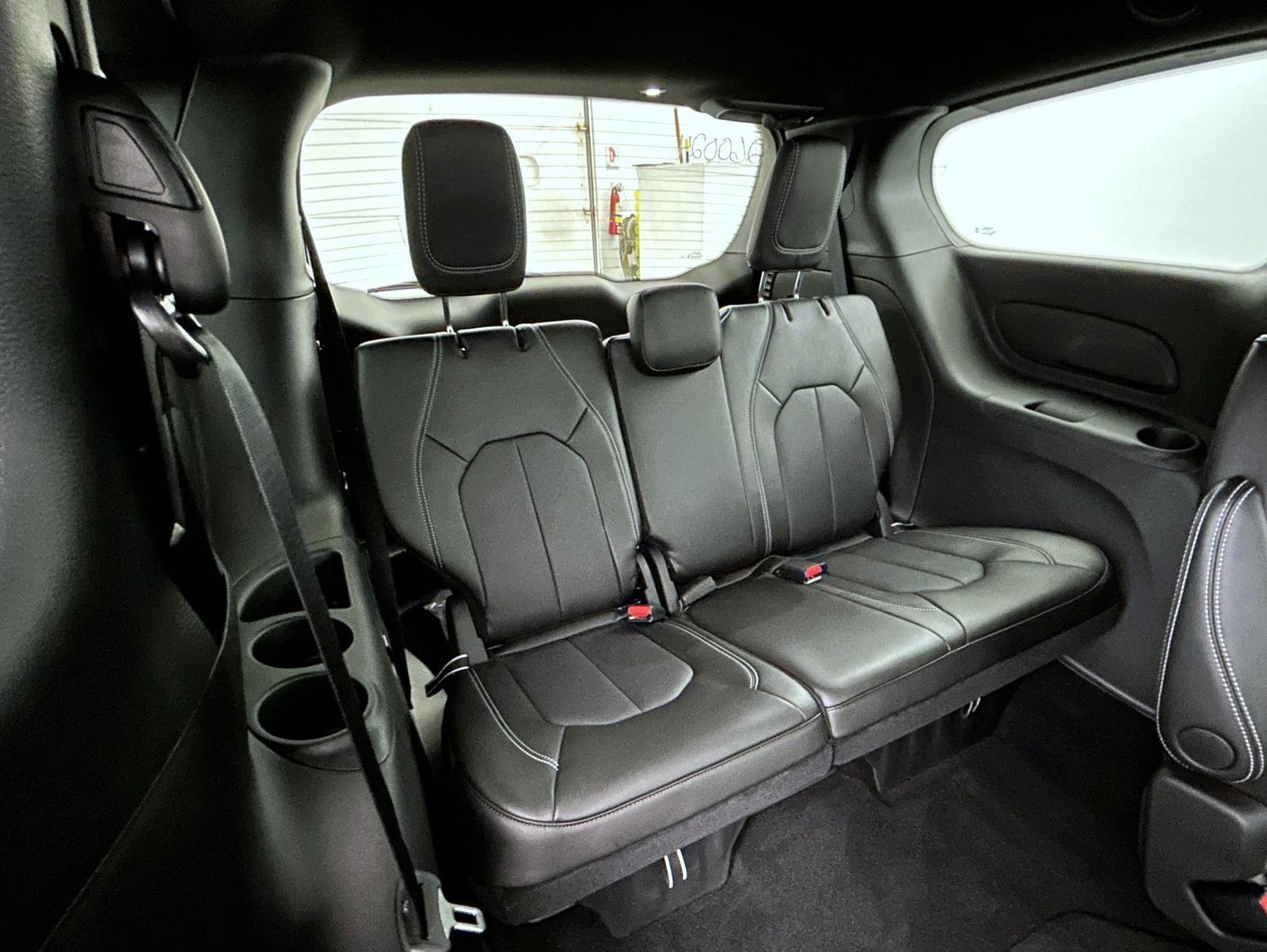 2026 Chrysler Voyager LX photo 18