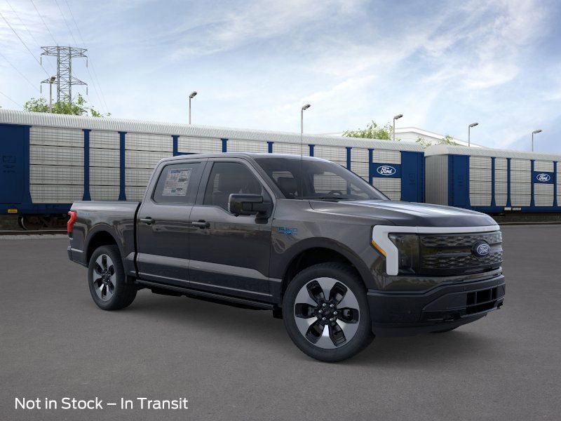 2025 Ford F-150 Lightning Platinum photo 8