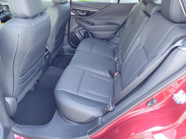 2025 Subaru Outback Limited photo 10