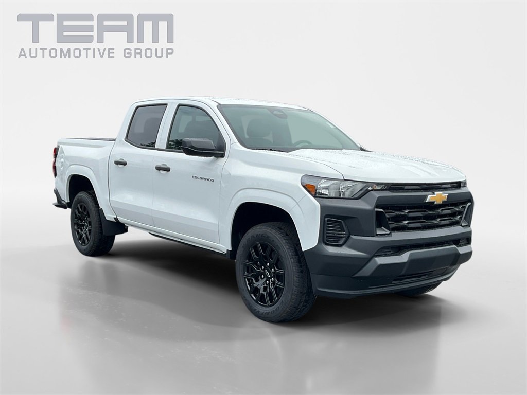 2026 Chevrolet Colorado Work Truck's photo