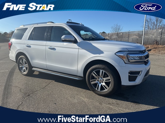 2023 Ford Expedition Limited's photo