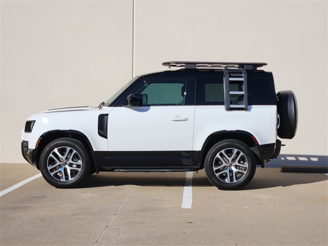 2023 Land Rover Defender 90 X-Dynamic SE photo 4
