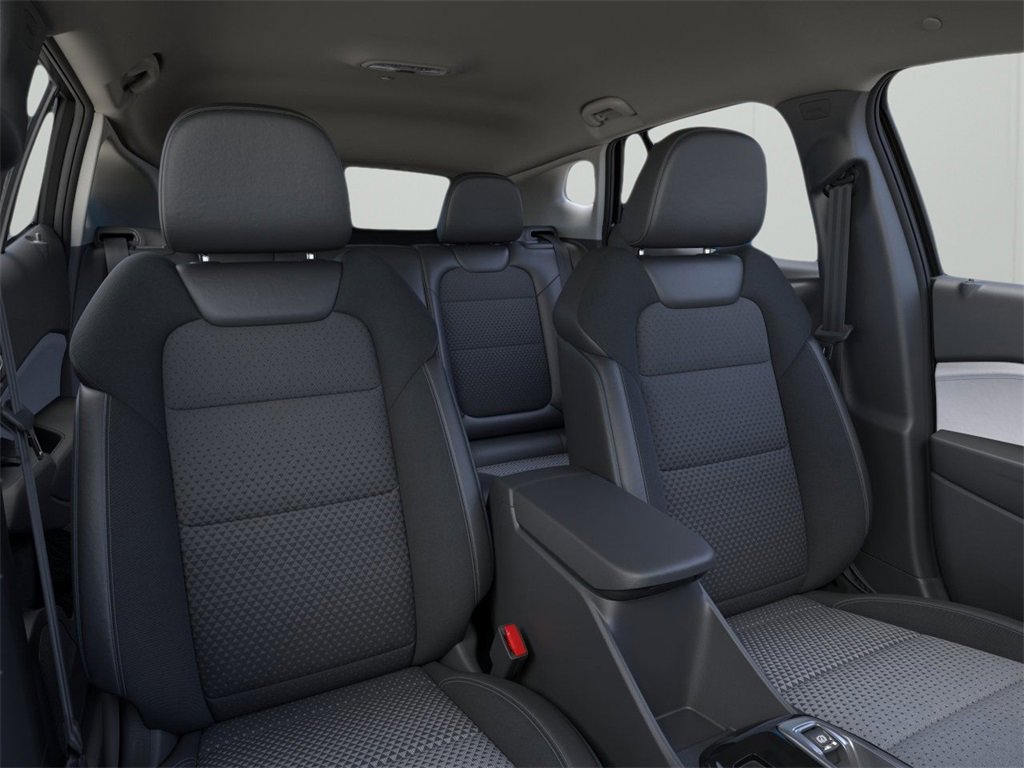 2025 Chevrolet Trax LT photo 8